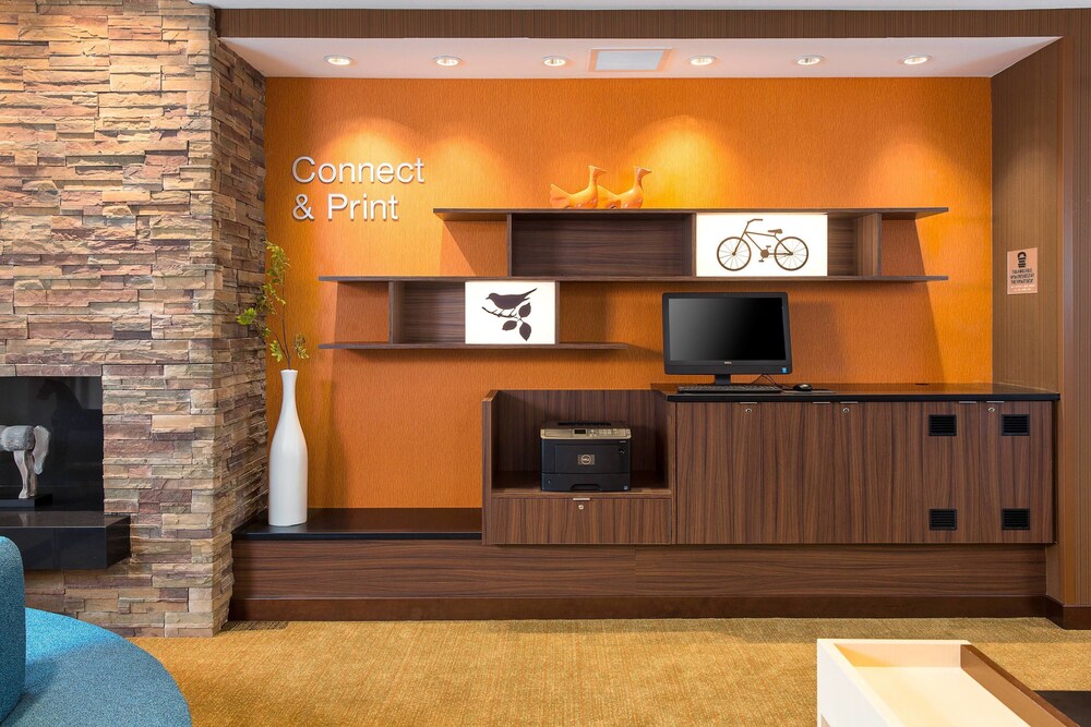 Fairfield Inn & Suites by Marriott Sacramento Folsom - photo 22