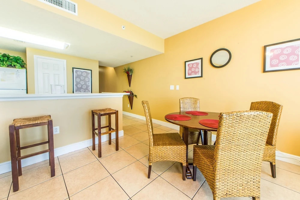 Majestic Beach Towers 1 1706 - photo 22
