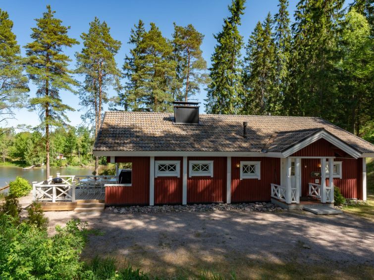 Holiday Home Kivitasku — 4-Star Luxury Hotel in Somero, Finland