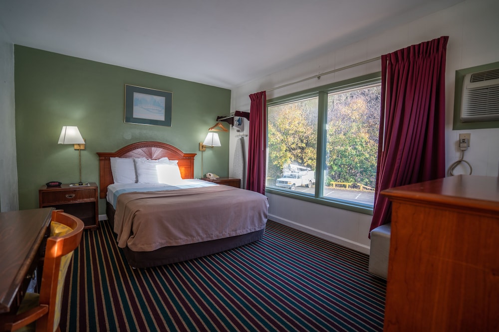 Mahoning Inn - photo 10