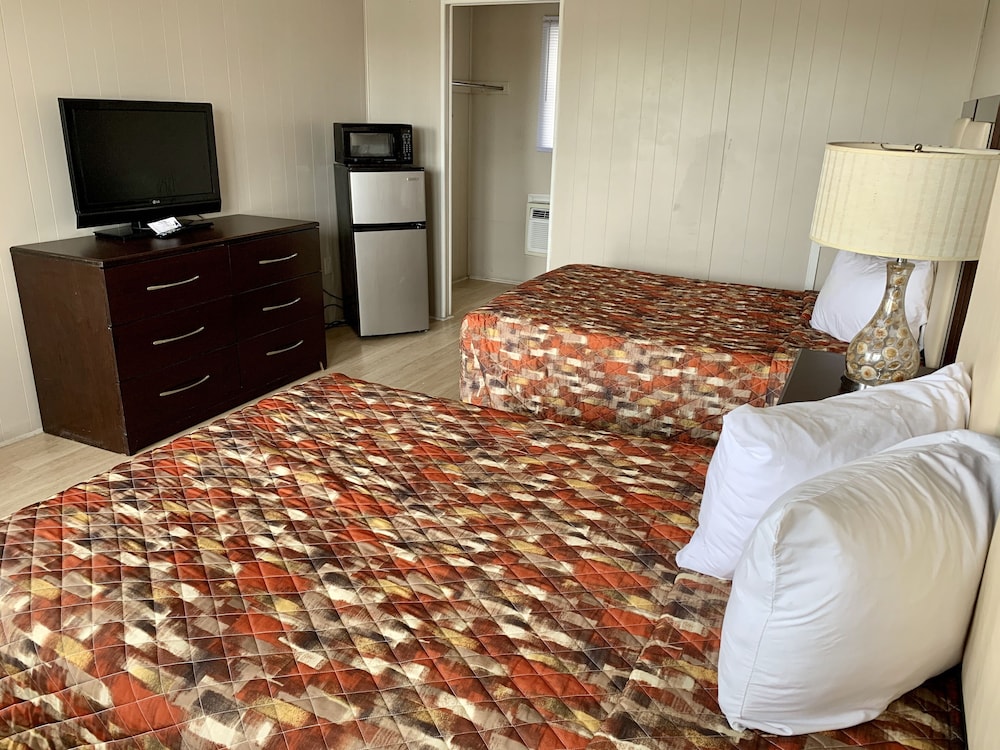 Cabana Motel - photo 6