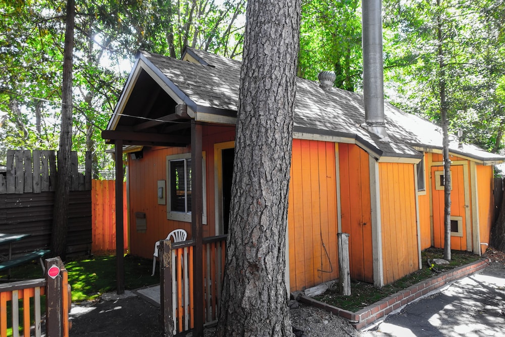Sleepy Hollow Cabins and Hotel - photo 127