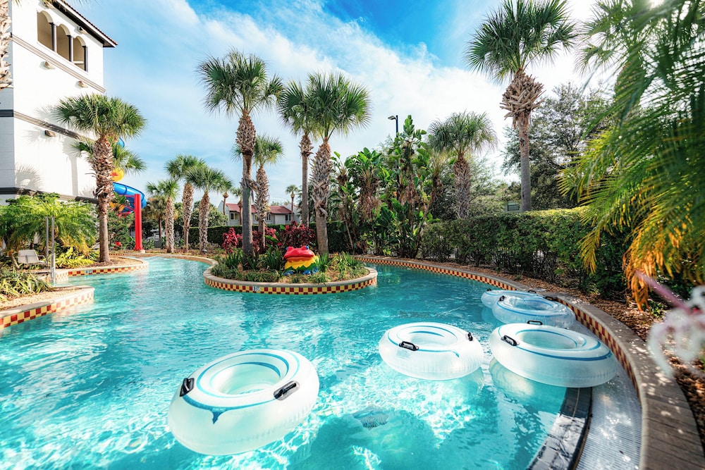 FantasyWorld Resort - photo 19