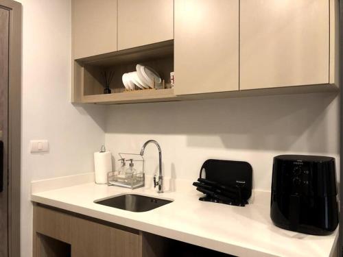 NEST Sukhumvit71 BTS Pool Fitness Parking Wifi — 4-Star Luxury Hotel in Bangkok, Thailand