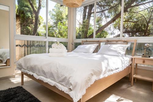 Eshkol Housing Haifa boutique Apartments complex חיפה כרמל — 4-Star Luxury Hotel in Haifa, Israel