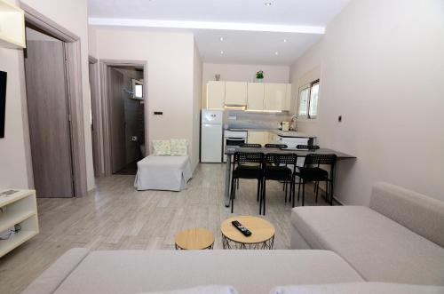 Villa Yvonne by EY Villas — 4-Star Luxury Hotel in Parga, Greece