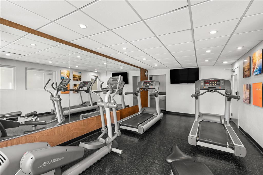 Comfort Inn & Suites Rome South - photo 36