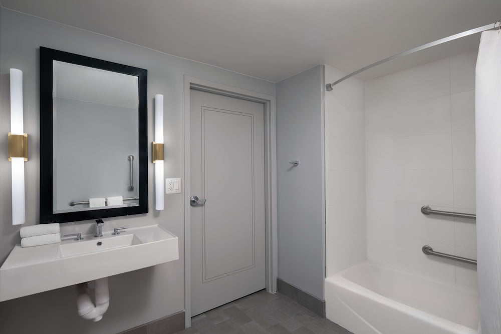 The Starling Atlanta Midtown Curio Collection by Hilton - photo 16
