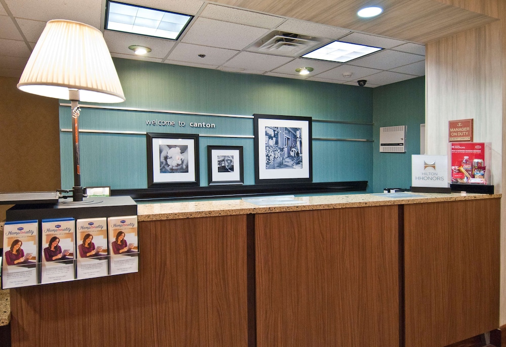 Hampton Inn Canton - photo 3