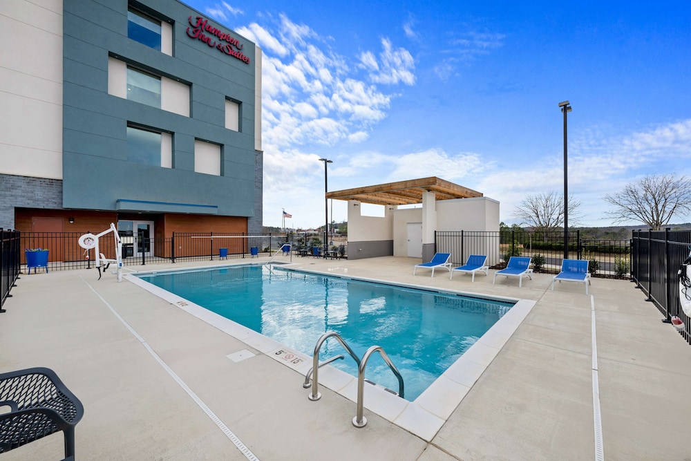 Hampton Inn and Suites Bessemer Birmingham - photo 24