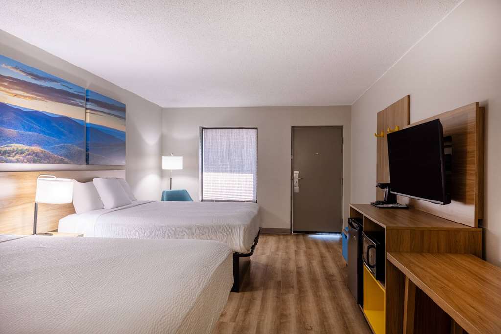 Days Inn by Wyndham Mooresville Lake Norman - photo 22