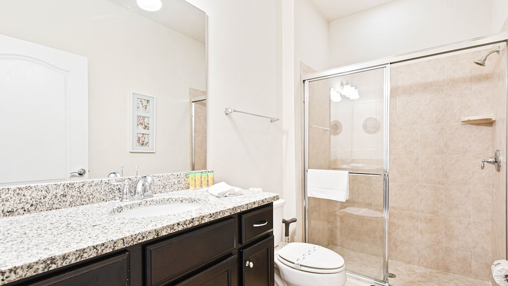 Free Waterpark Access 5br Resort Townhome w Pool - photo 20