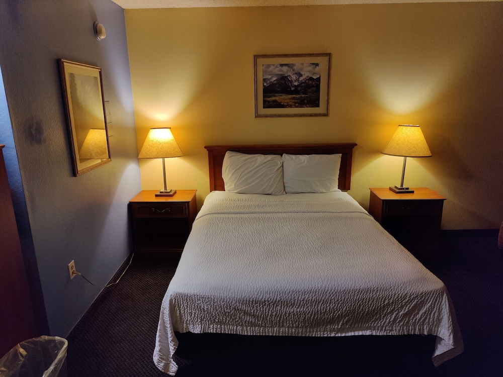 Days Inn by Wyndham Stockton - photo 8