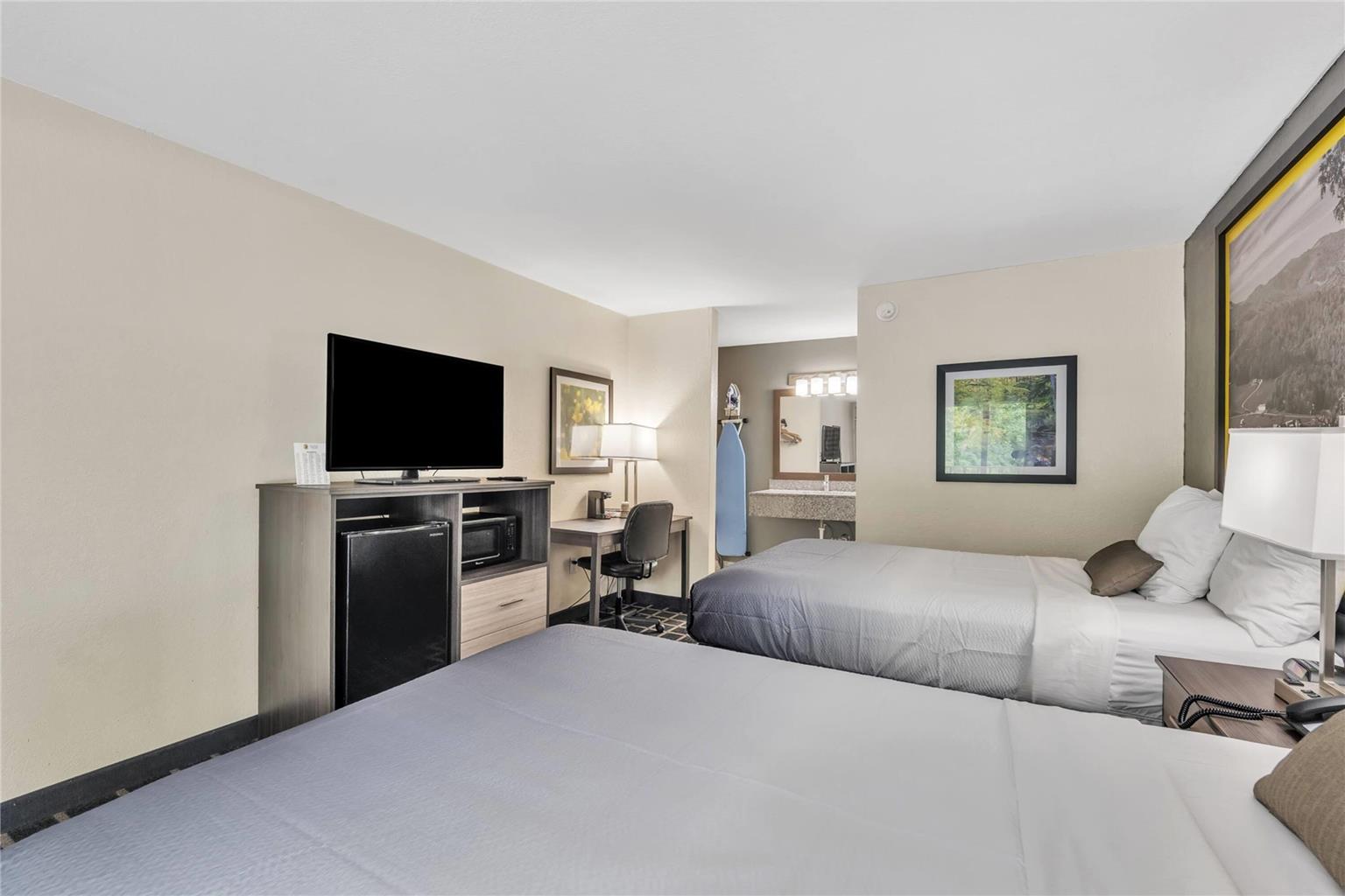 Super 8 by Wyndham Morganton - photo 17