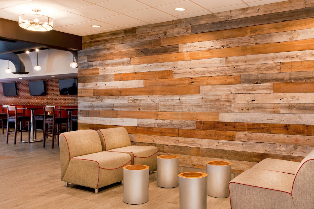 Four Points by Sheraton Cleveland Airport - photo 14