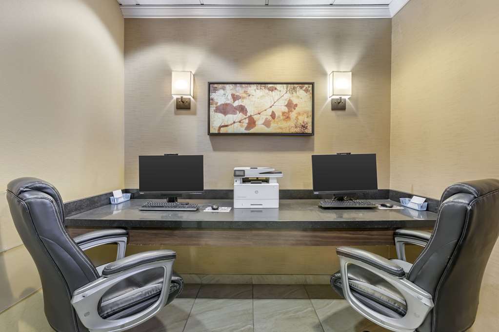 Best Western Plus Chandler Hotel & Suites - photo 10