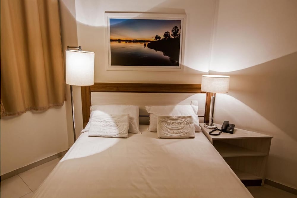 Hotel Bizzon — Jequie
