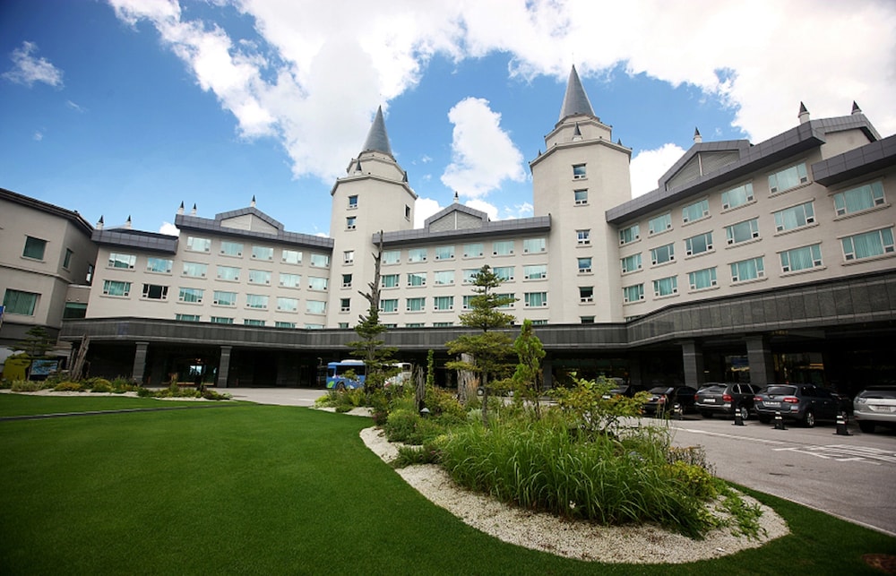 High1 Palace Hotel & CC in Pyeongchang, South Korea