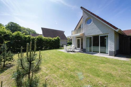 Heerlijk Vakantiehuis Bij Zwembad En Golfbaan — Delden