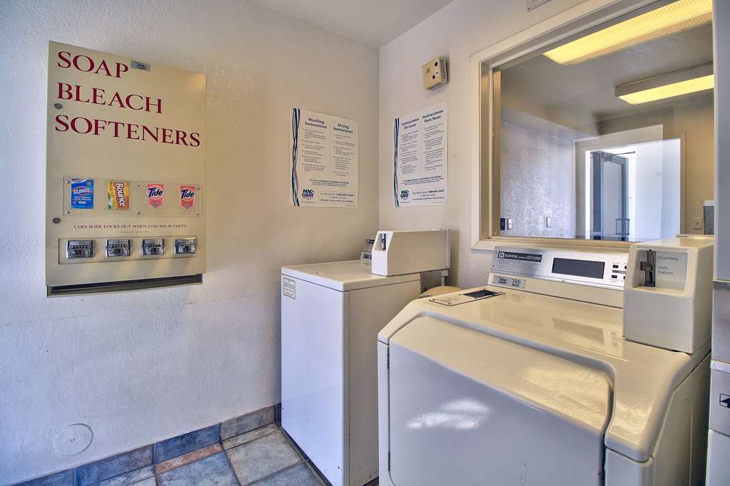 Motel6 Nogales AZ Mariposa Road - photo 30