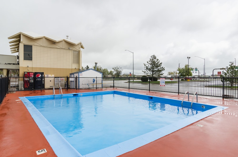 Alamo Inn & Suites - photo 28