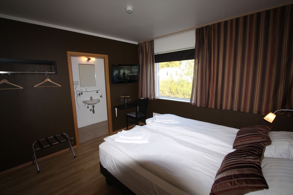 Hotel Post — Reydarfjoerdur — photo 2