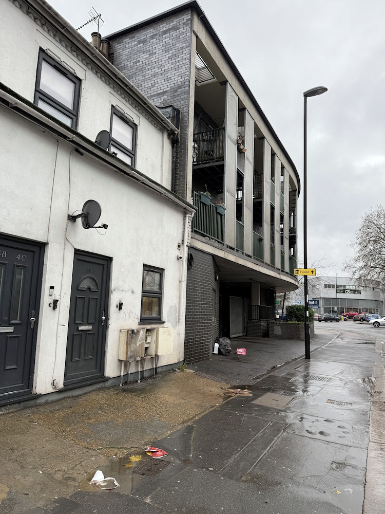 Bel Palace — Croydon
