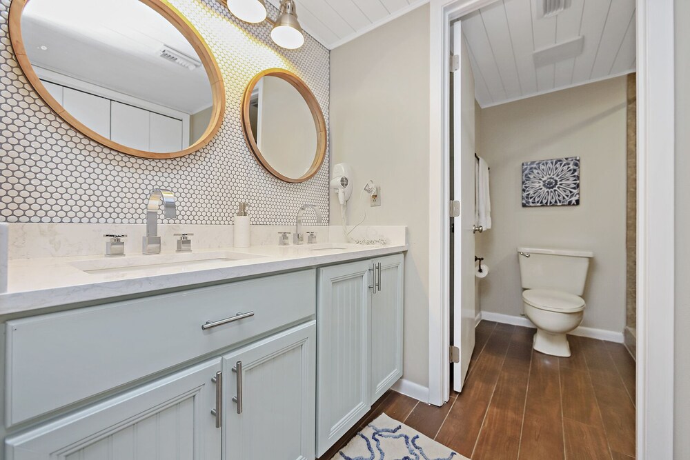 Edgewater Tower 2 105 1393775 2 Bedroom Condo - photo 26