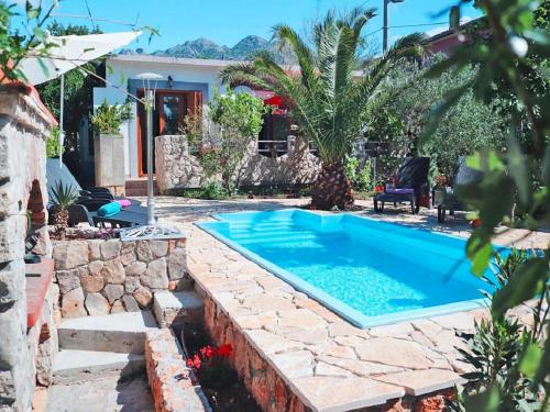 Starigrad Bungalow near Paklenica Park — 4-Star Luxury Hotel in Starigrad, Croatia