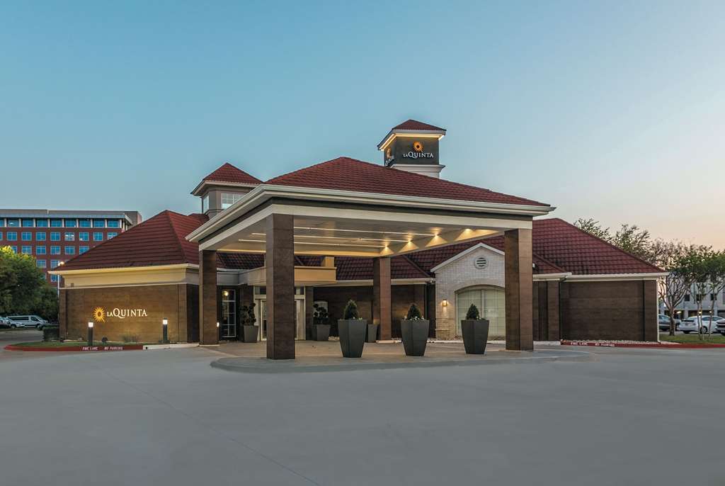 La Quinta Inn & Suites by Wyndham Dallas Plano West - photo 4