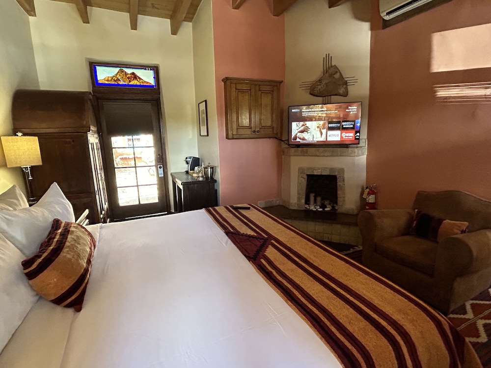 The Inn at Vanessie - photo 32