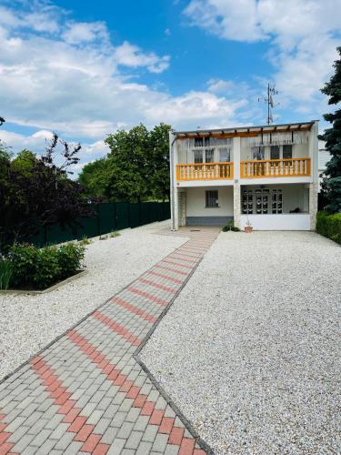 Karolin Apartman - last minute hotel in Unknown City