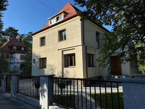 Dom na Słowiańskiej — 4-Star Luxury Hotel in Szczawno-Zdroj, Poland