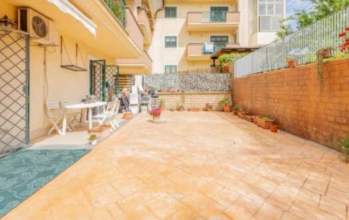 Casa vacanze Michelle — 4-Star Luxury Hotel in Ladispoli, Italy