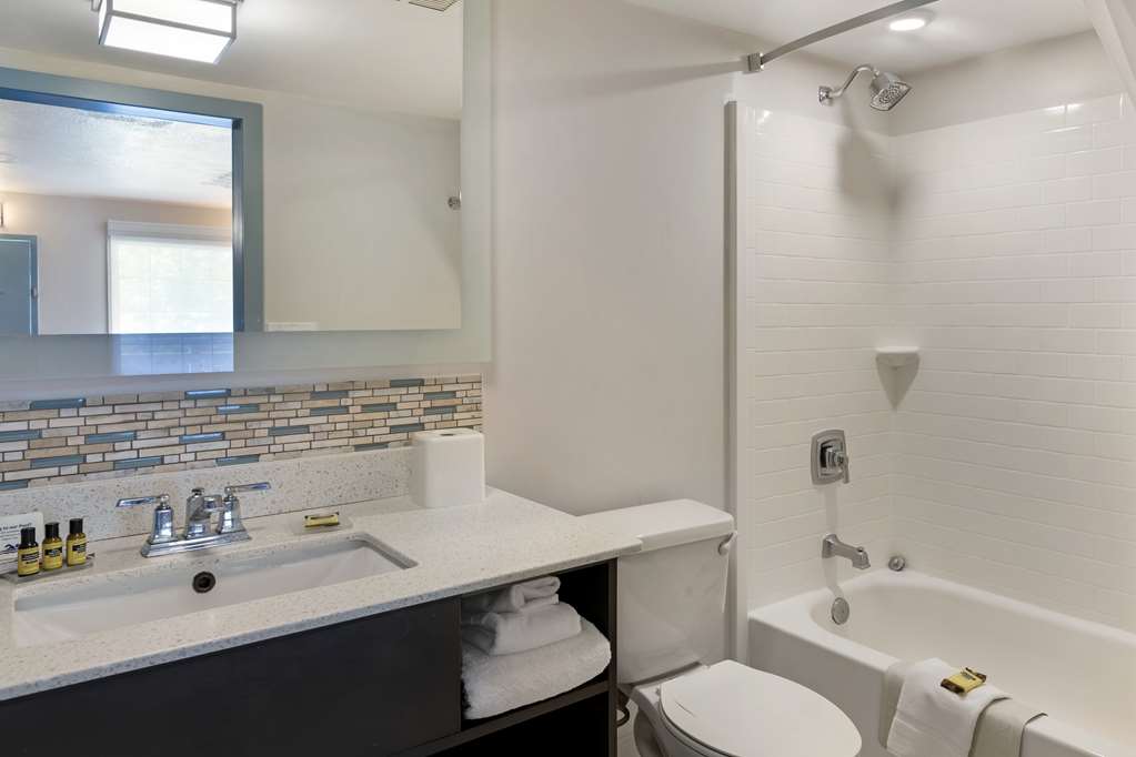 Best Western Plus St. Simons - photo 25