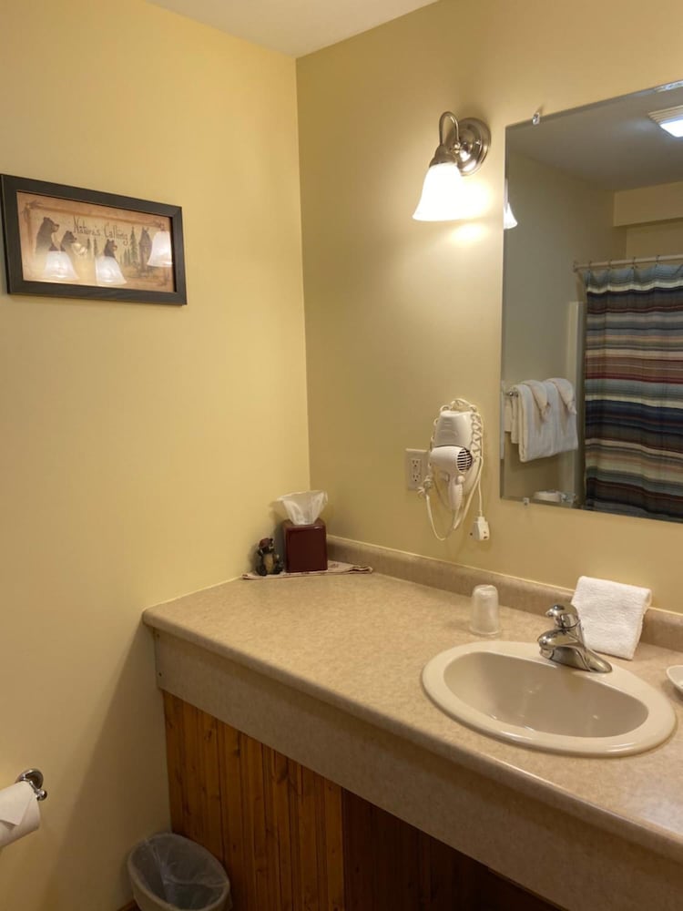 The Garrett Inn - photo 43