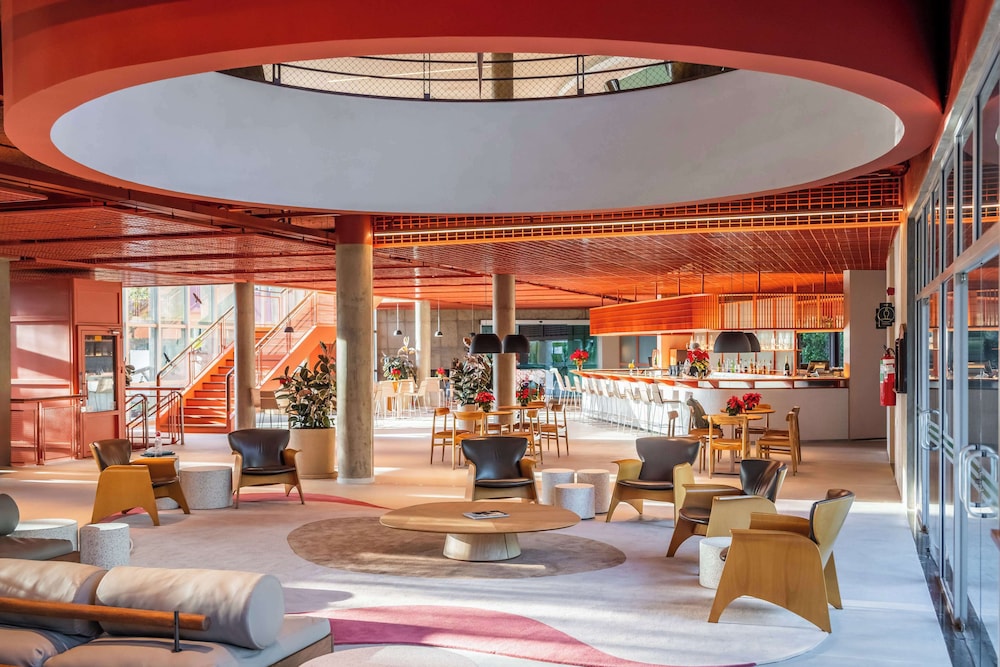 Almenat Embu das Artes Tapestry Collection by Hilton in Embu, Brasil
