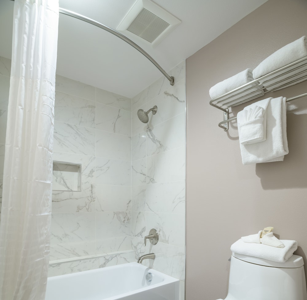 Woodcrest Hotel Cupertino - photo 14