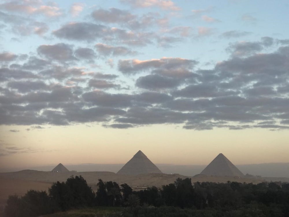 Heru Pyramids View Hotel - last minute hotel in Giza
