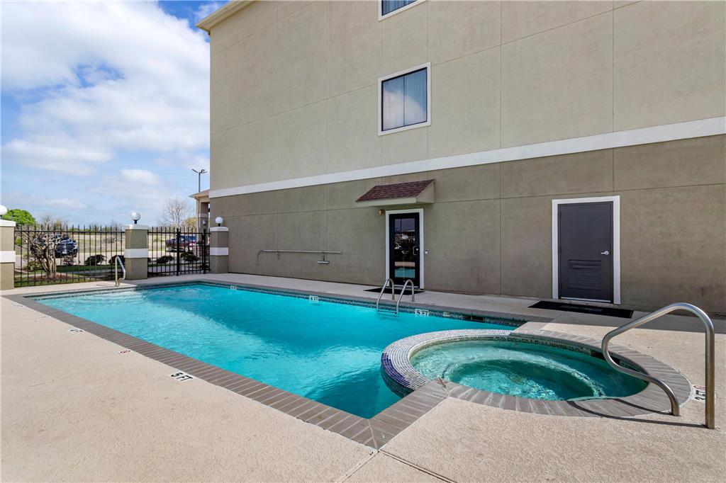 Comfort Inn & Suites Navasota - photo 25