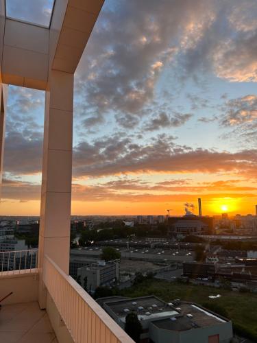 Duplex Lumineux A 5min De Paris Vue Sur Sacre Coeur — Clichy