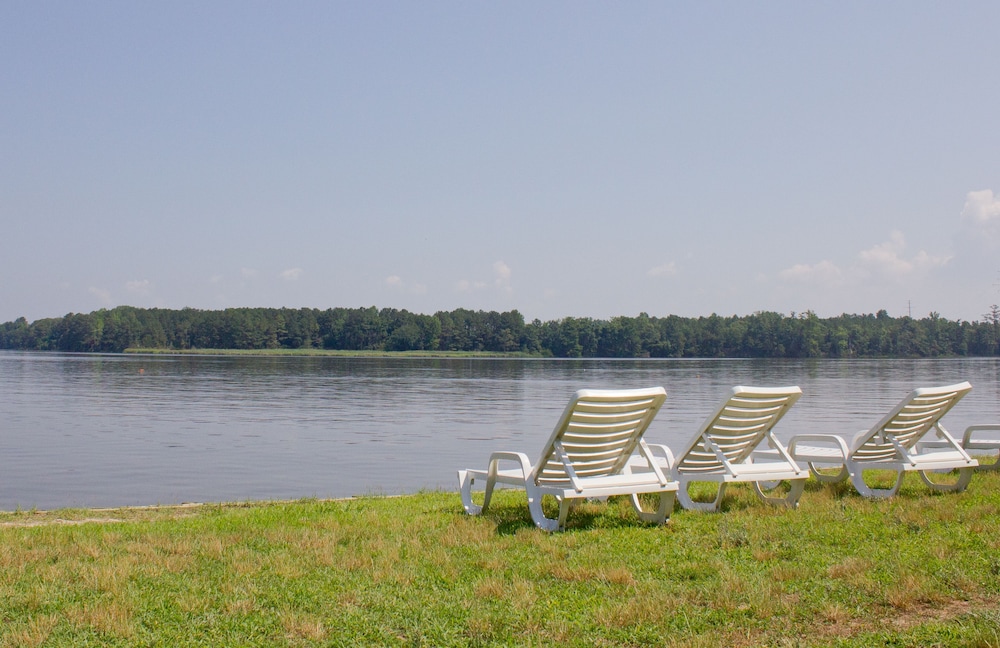 Chesapeake Bay RV Resort Thousand Trails Campground - photo 42