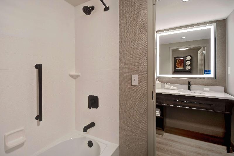 Homewood Suites by Hilton Tuscaloosa Downtown - photo 25