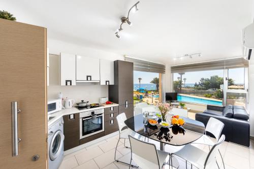 one bedroom apartment in Fig tree bay