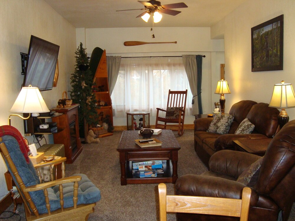 The Bear Den - photo 2