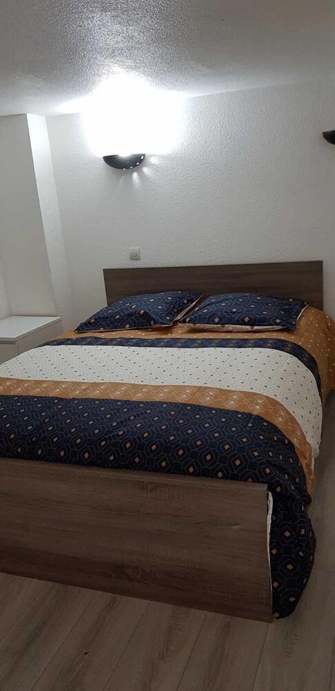 Man's Studio - last minute hotel in Saint-Denis-Sur-Sarthon