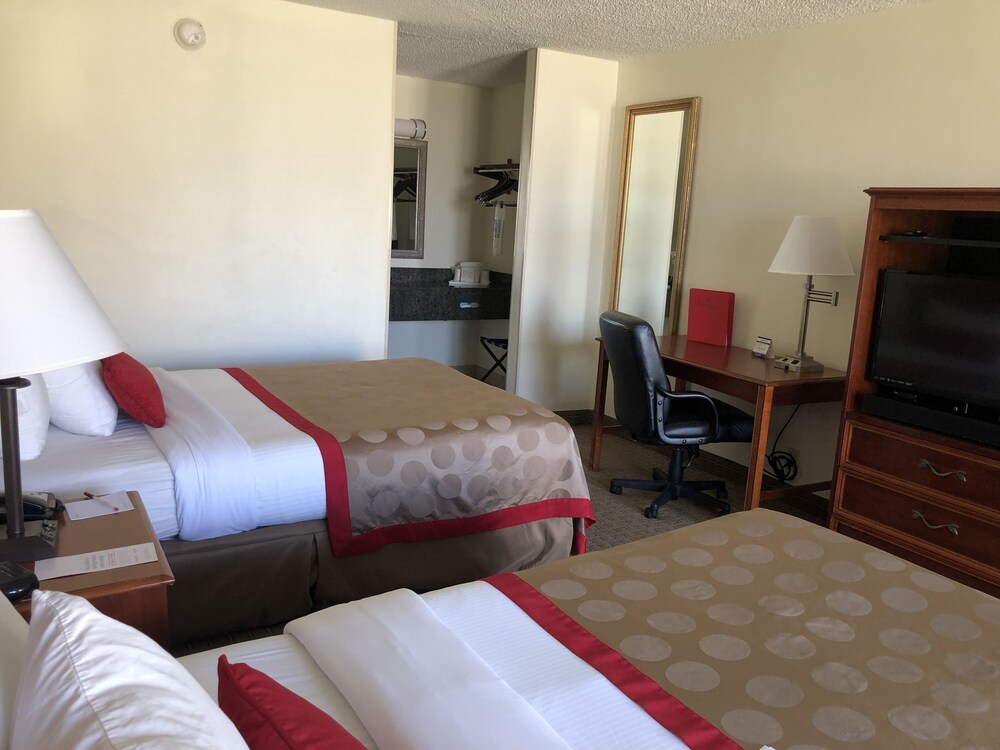 Ramada By Wyndham New Iberia - photo 14