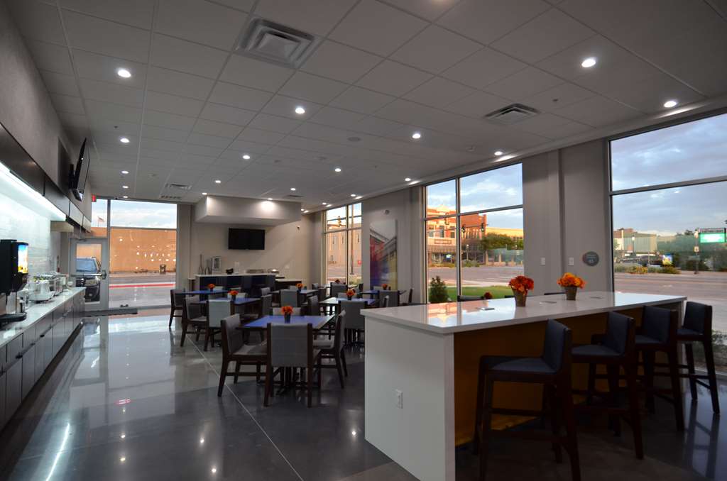 GLō Best Western Enid OK Downtown Convention Center Hotel - photo 8