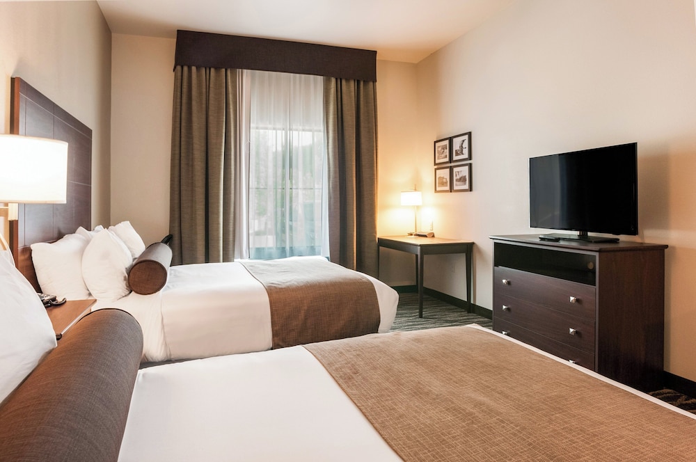 Cobblestone Hotel & Suites Appleton International Airport - photo 14
