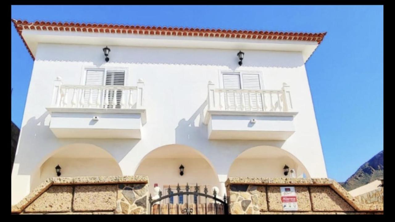 Jaye S Home — 4-Star Luxury Hotel in Arona, Spain